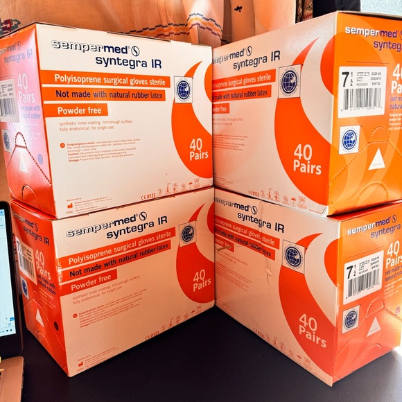 Sempermed Syntegra IR Surgical Gloves, Size 7.5 (40 Pairs/Box) - Picture 7 of 7